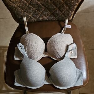 Lot Of 2 PINK Victoria's Secret Wear Everywhere T-Shirt Push Up Underwire Bras